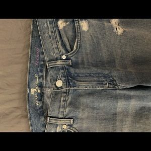 7 For All Man Kind Jeans<< Size 28